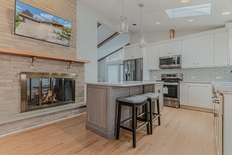 Tiny photo for 818 S Villa Avenue, Villa Park, IL 60181 (MLS # 12487230)