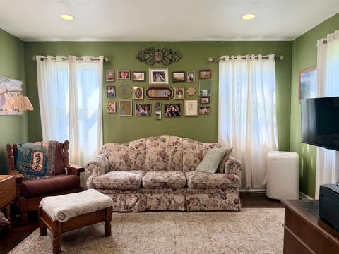 Tiny photo for 722 6th Avenue S, Clinton, IA 52372 (MLS # 12741573)