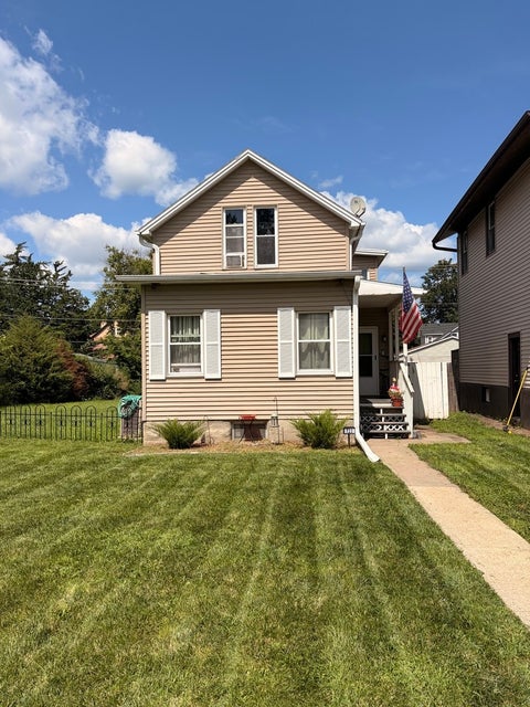 Photo of 722 6th Avenue S, Clinton, IA 52372 (MLS # 12741573)