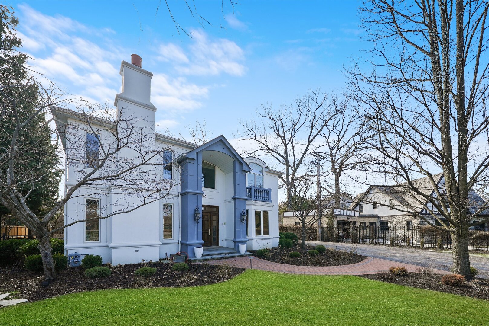 160 LINDEN Avenue
