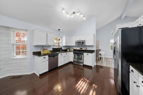 Tiny photo for 167 Forestview Court, Aurora, IL 60502 (MLS # 12513737)