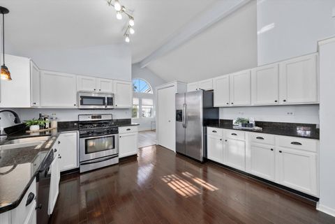 Tiny photo for 167 Forestview Court, Aurora, IL 60502 (MLS # 12513737)