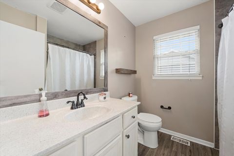 Tiny photo for 167 Forestview Court, Aurora, IL 60502 (MLS # 12513737)