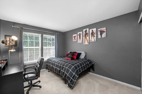 Tiny photo for 167 Forestview Court, Aurora, IL 60502 (MLS # 12513737)