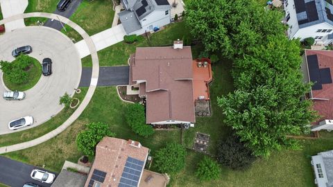 Tiny photo for 167 Forestview Court, Aurora, IL 60502 (MLS # 12513737)