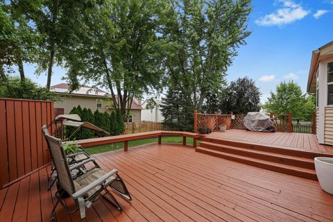 Tiny photo for 167 Forestview Court, Aurora, IL 60502 (MLS # 12513737)