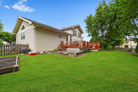 Tiny photo for 167 Forestview Court, Aurora, IL 60502 (MLS # 12513737)