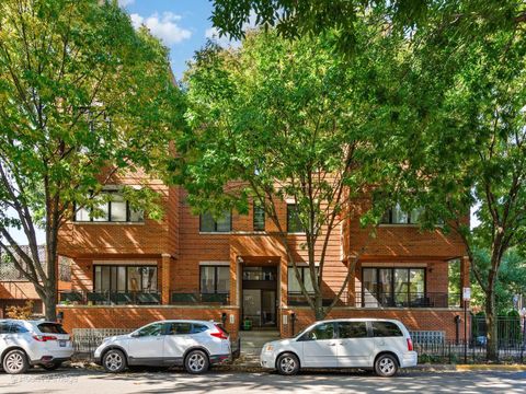 Photo of 1950 N HONORE Street #3, Chicago, IL 60622 (MLS # 12704280)