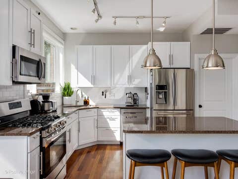 Tiny photo for 1950 N HONORE Street #3, Chicago, IL 60622 (MLS # 12704280)