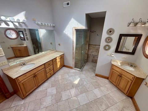 Tiny photo for 936 Hammerschmidt Avenue, Lombard, IL 60148 (MLS # 12739347)