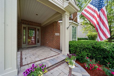 A home in North Aurora