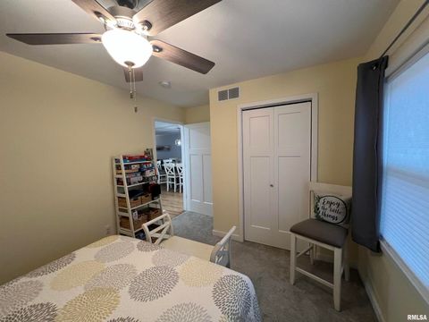 Tiny photo for 895 LAKESHORE Drive N, Goreville, IL 62939 (MLS # EB460540)