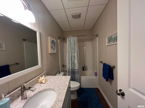 Tiny photo for 895 LAKESHORE Drive N, Goreville, IL 62939 (MLS # EB460540)