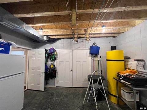 Tiny photo for 895 LAKESHORE Drive N, Goreville, IL 62939 (MLS # EB460540)