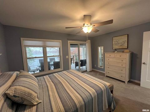 Tiny photo for 895 LAKESHORE Drive N, Goreville, IL 62939 (MLS # EB460540)