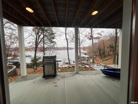 Tiny photo for 895 LAKESHORE Drive N, Goreville, IL 62939 (MLS # EB460540)