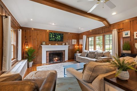 Tiny photo for 345 E Russell Street, Barrington, IL 60010 (MLS # 12489014)