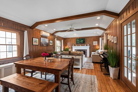 Tiny photo for 345 E Russell Street, Barrington, IL 60010 (MLS # 12489014)