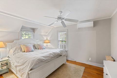 Tiny photo for 345 E Russell Street, Barrington, IL 60010 (MLS # 12489014)