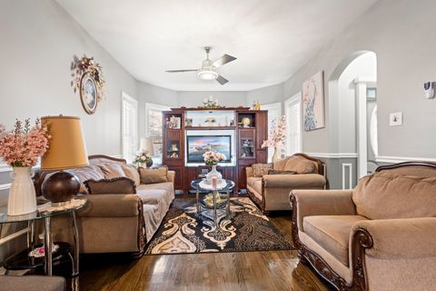 Tiny photo for 6921 26th Street, Berwyn, IL 60402 (MLS # 12416212)