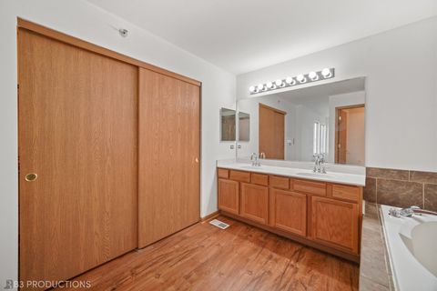 Tiny photo for 6520 Bridle Path Drive, Matteson, IL 60443 (MLS # 12412687)
