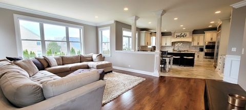 Tiny photo for 3004 Wayland Avenue, Elgin, IL 60124 (MLS # 12469606)