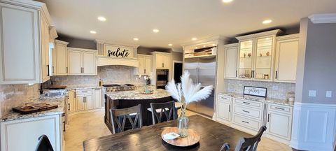 Tiny photo for 3004 Wayland Avenue, Elgin, IL 60124 (MLS # 12469606)