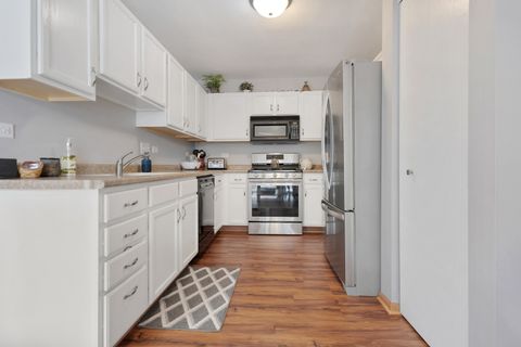 Tiny photo for 9533 RAINSFORD Drive, Huntley, IL 60142 (MLS # 12543413)