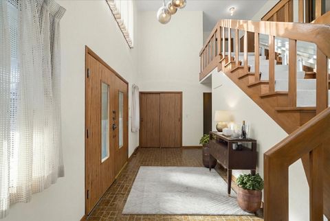 Tiny photo for 9 Buckingham Drive, Sugar Grove, IL 60554 (MLS # 12562007)