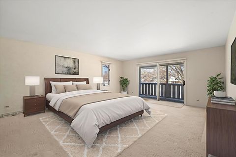 Tiny photo for 9 Buckingham Drive, Sugar Grove, IL 60554 (MLS # 12562007)