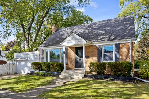 A home in Mount Prospect