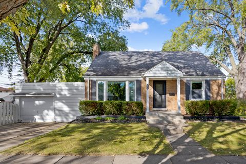 A home in Mount Prospect