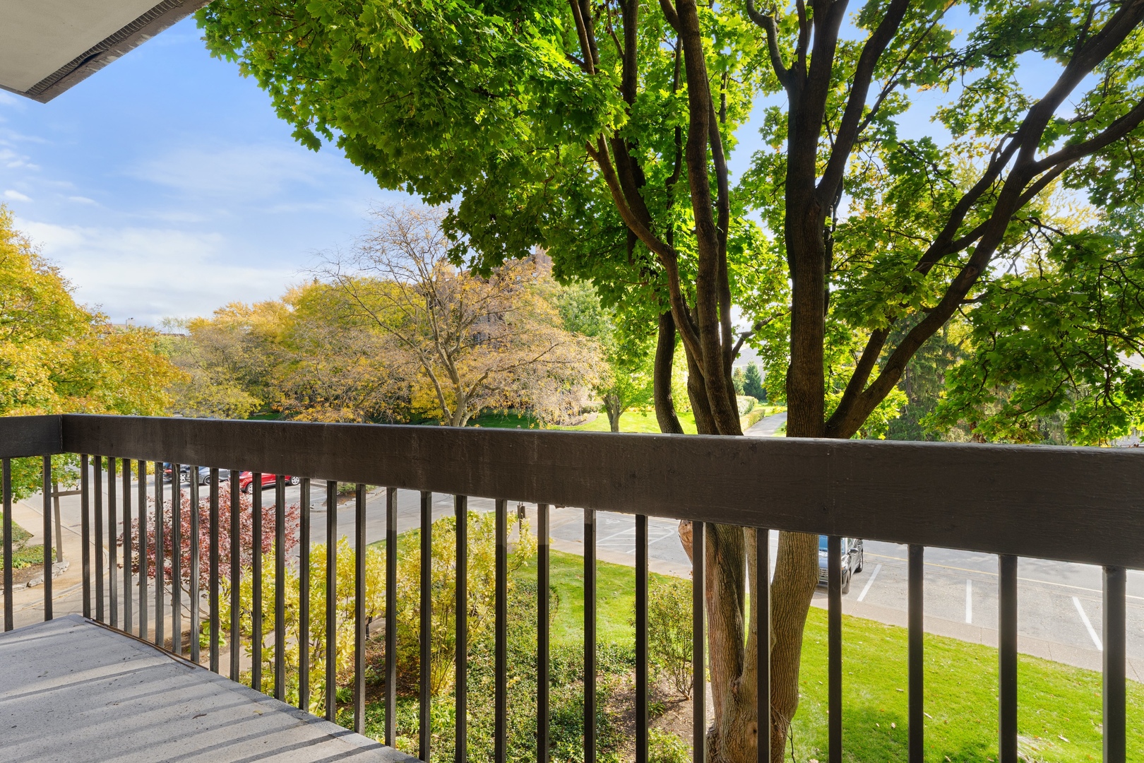 3810 S Mission Hills Road 204