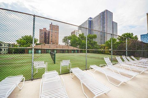 Tiny photo for 4343 N Clarendon Avenue #516, Chicago, IL 60613 (MLS # 12557489)