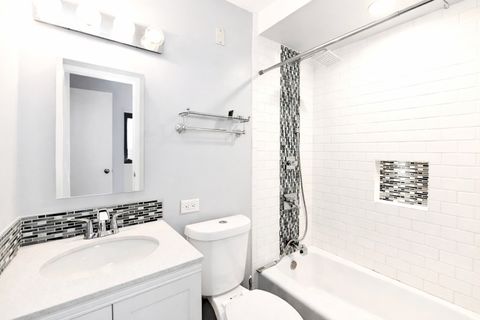 Tiny photo for 4343 N Clarendon Avenue #516, Chicago, IL 60613 (MLS # 12557489)