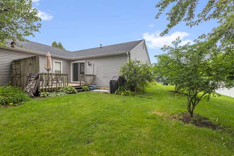Tiny photo for 1470 S Tyler Road, St. Charles, IL 60174 (MLS # 12732306)