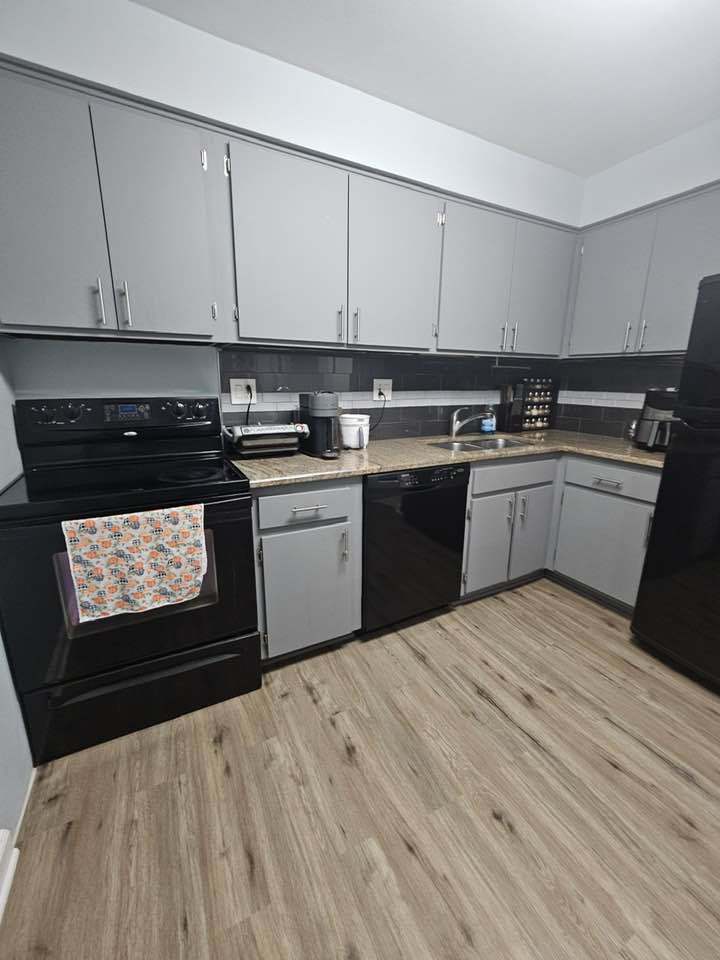 603 E Falcon Drive 104A