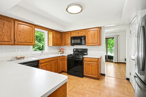Tiny photo for 1549 Snowberry Court, Downers Grove, IL 60515 (MLS # 12679289)
