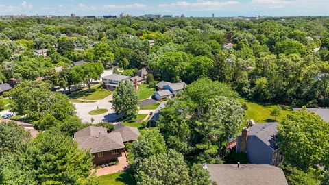Tiny photo for 1549 Snowberry Court, Downers Grove, IL 60515 (MLS # 12679289)