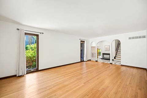 Tiny photo for 1549 Snowberry Court, Downers Grove, IL 60515 (MLS # 12679289)