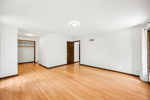 Tiny photo for 1549 Snowberry Court, Downers Grove, IL 60515 (MLS # 12679289)