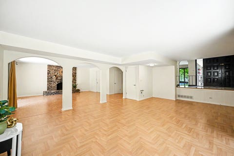 Tiny photo for 1549 Snowberry Court, Downers Grove, IL 60515 (MLS # 12679289)
