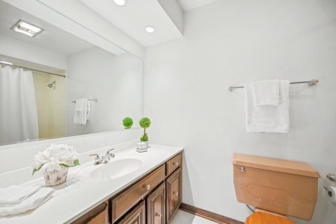 Tiny photo for 1549 Snowberry Court, Downers Grove, IL 60515 (MLS # 12679289)