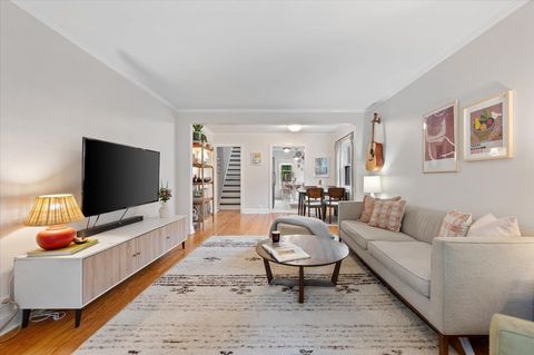 Tiny photo for 220 Richmond Street, Evanston, IL 60202 (MLS # 12506532)