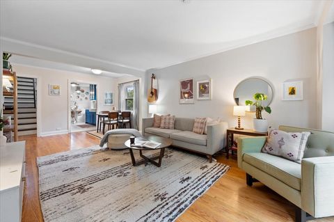 Tiny photo for 220 Richmond Street, Evanston, IL 60202 (MLS # 12506532)