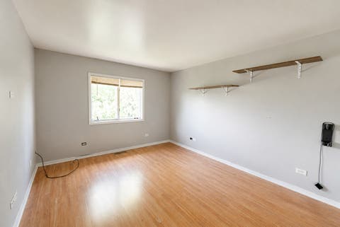 Tiny photo for 812 Maple Lane, Wheeling, IL 60090 (MLS # 12685627)