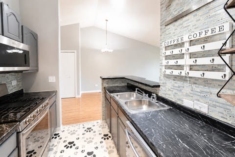 Tiny photo for 812 Maple Lane, Wheeling, IL 60090 (MLS # 12685627)