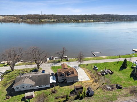 Tiny photo for 1811 Canal Shore Drive, Le Claire, IA 52753 (MLS # 12600604)