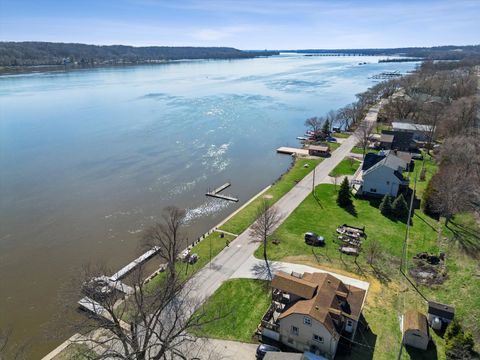Tiny photo for 1811 Canal Shore Drive, Le Claire, IA 52753 (MLS # 12600604)