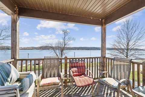 Tiny photo for 1811 Canal Shore Drive, Le Claire, IA 52753 (MLS # 12600604)